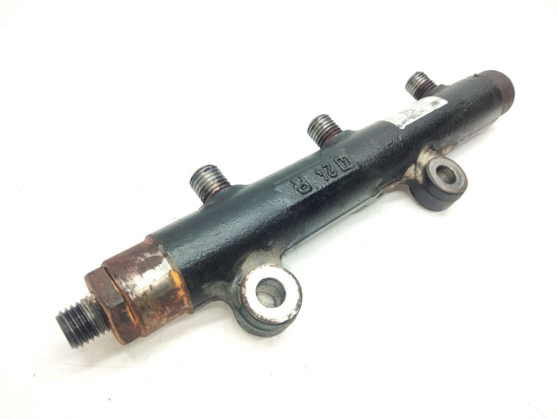 Recambio de rampa inyectora para land rover discovery v6 td hse referencia OEM IAM 7H2Q9D280DD  