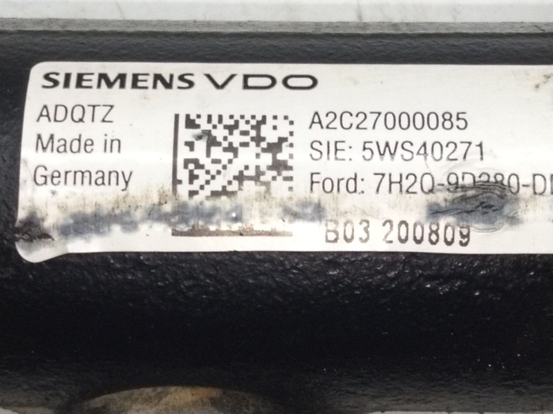 Recambio de rampa inyectora para land rover discovery v6 td hse referencia OEM IAM 7H2Q9D280DD  