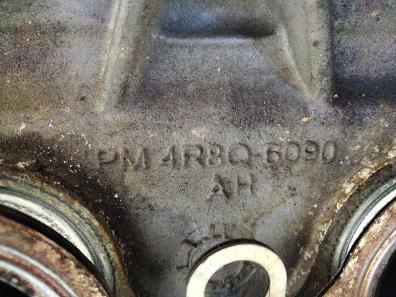 Recambio de culata derecha para land rover discovery v6 td hse referencia OEM IAM 4R8Q6090  