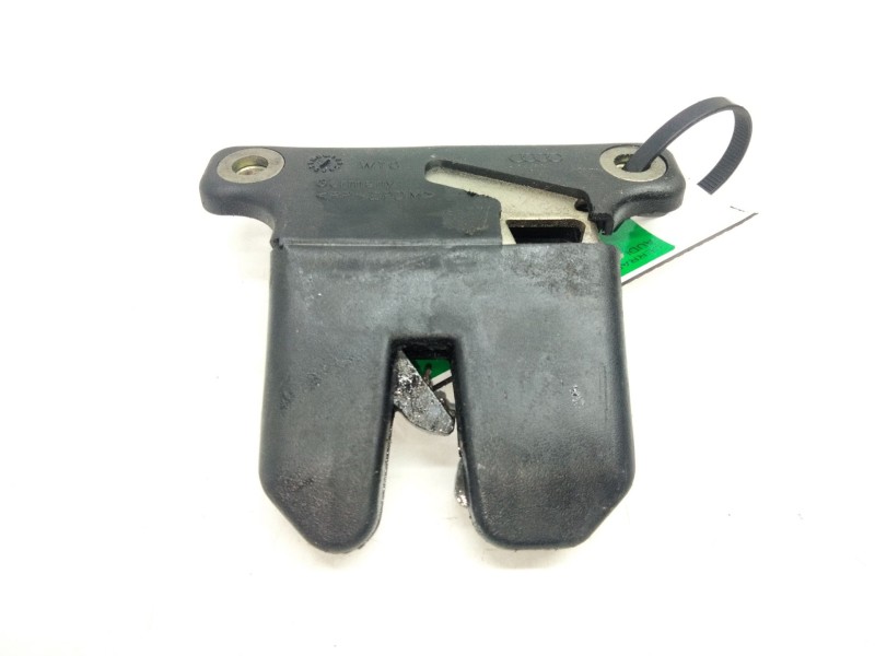 Recambio de cerradura maletero / porton para audi 100 berlina (c4) 2.5 tdi referencia OEM IAM   
