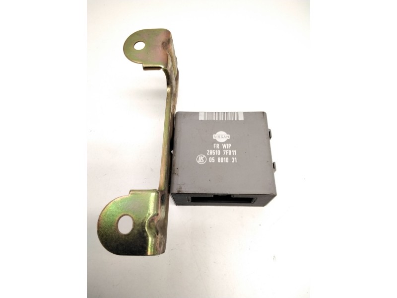 Recambio de unidad de control para nissan terrano ii (r20) 2.7 td 4wd referencia OEM IAM 285107F011 05801031 LK