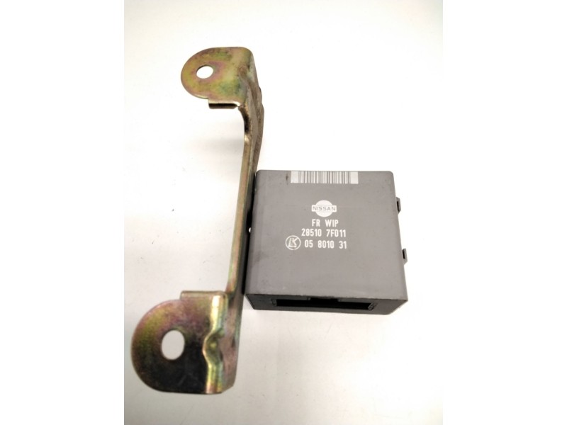 Recambio de unidad de control para nissan terrano ii (r20) 2.7 tdi 4wd referencia OEM IAM 285107F011 05801031 LK