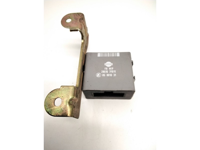 Recambio de unidad de control para nissan terrano ii (r20) 2.7 td 4wd referencia OEM IAM 285107F011 05801031 LK
