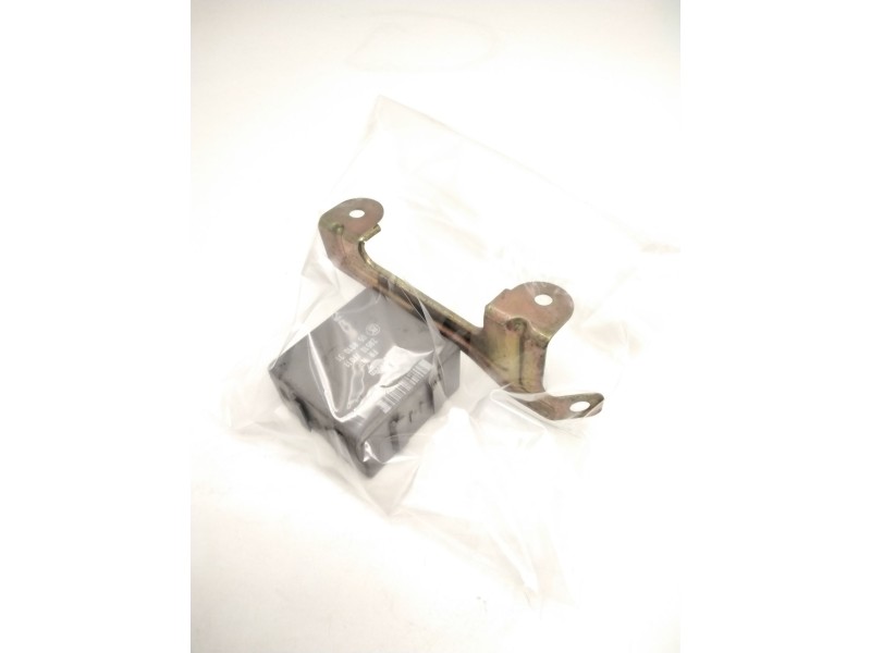 Recambio de unidad de control para nissan terrano ii (r20) 2.7 td 4wd referencia OEM IAM 285107F011 05801031 LK