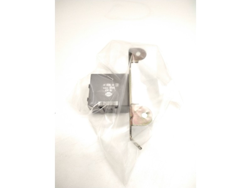 Recambio de unidad de control para nissan terrano ii (r20) 2.7 td 4wd referencia OEM IAM 285107F011 05801031 LK