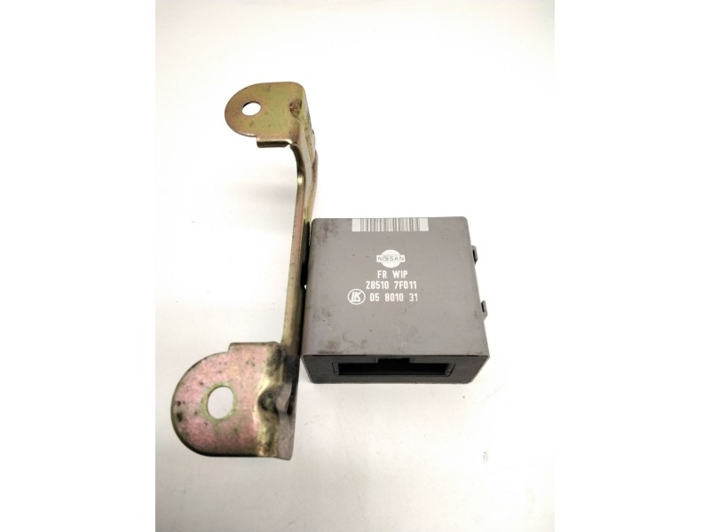 Recambio de unidad de control para nissan terrano ii (r20) 2.7 td 4wd referencia OEM IAM 285107F011 05801031 LK