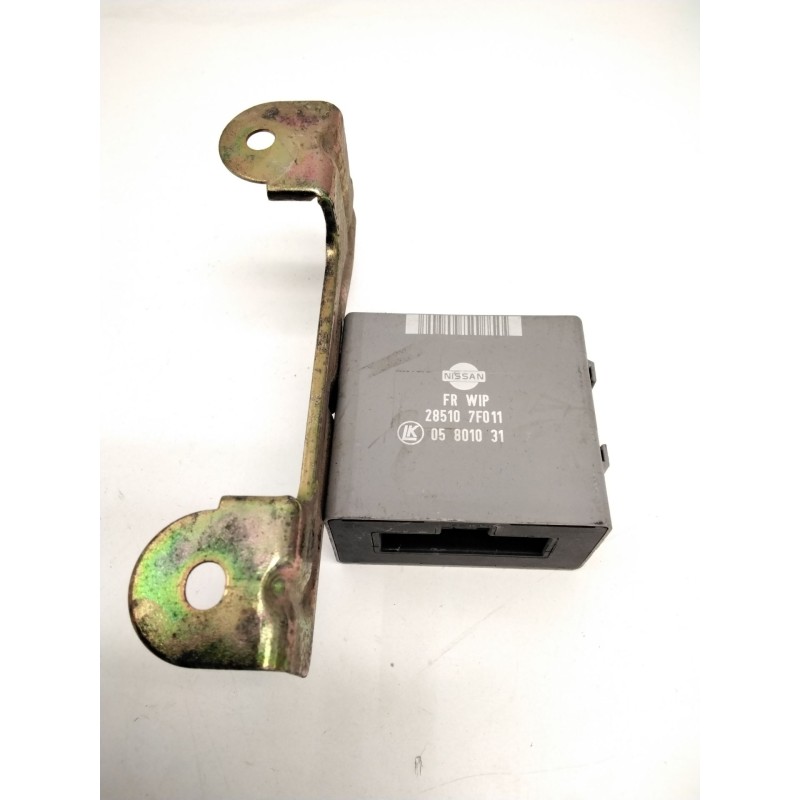 Recambio de unidad de control para nissan terrano ii (r20) 2.7 td 4wd referencia OEM IAM 285107F011 05801031 LK