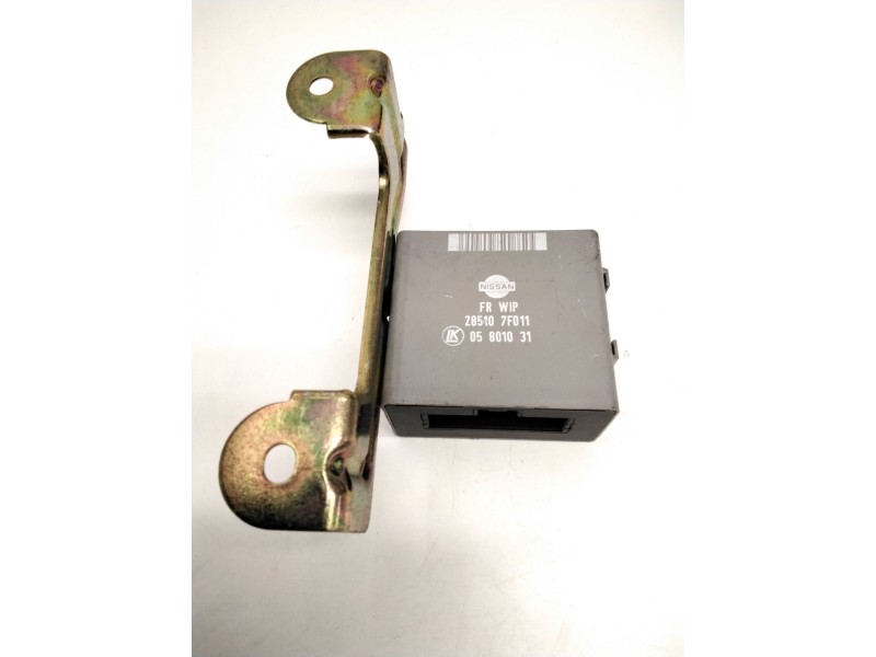 Recambio de unidad de control para nissan terrano ii (r20) 2.7 td 4wd referencia OEM IAM 285107F011 05801031 LK