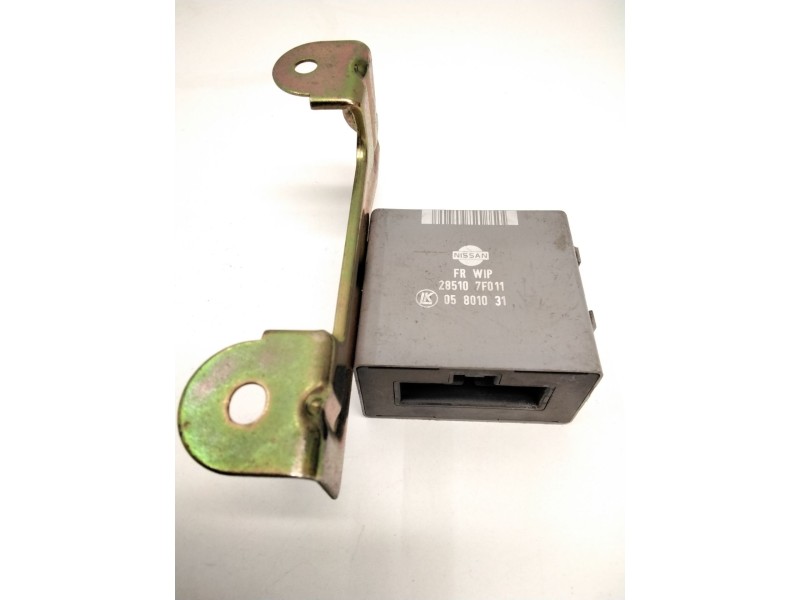 Recambio de unidad de control para nissan terrano ii (r20) 2.7 td 4wd referencia OEM IAM 285107F011 05801031 LK