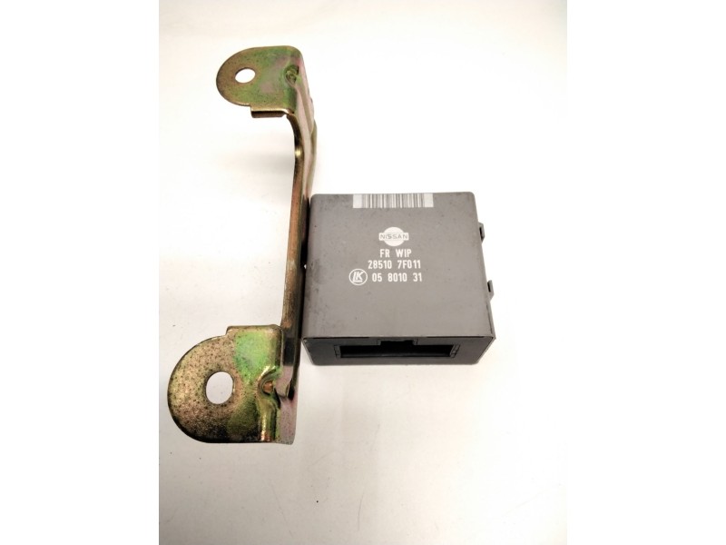 Recambio de unidad de control para nissan terrano ii (r20) 2.7 td 4wd referencia OEM IAM 285107F011 05801031 LK
