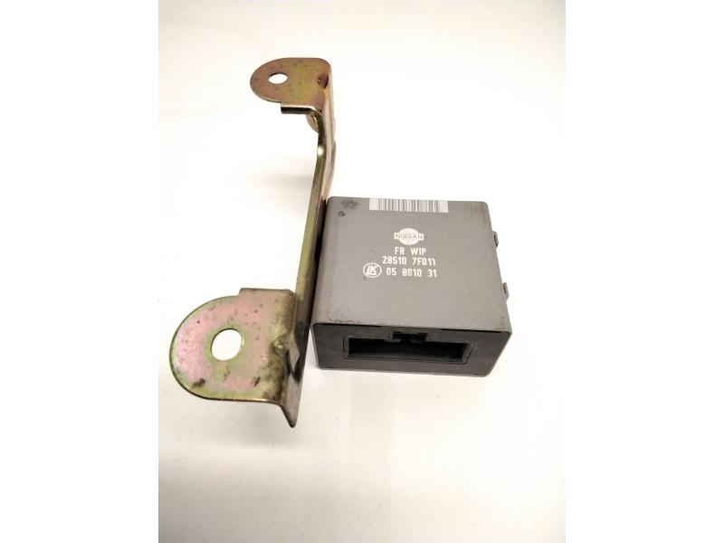 Recambio de unidad de control para nissan terrano ii (r20) 2.7 td 4wd referencia OEM IAM 285107F011 05801031 LK