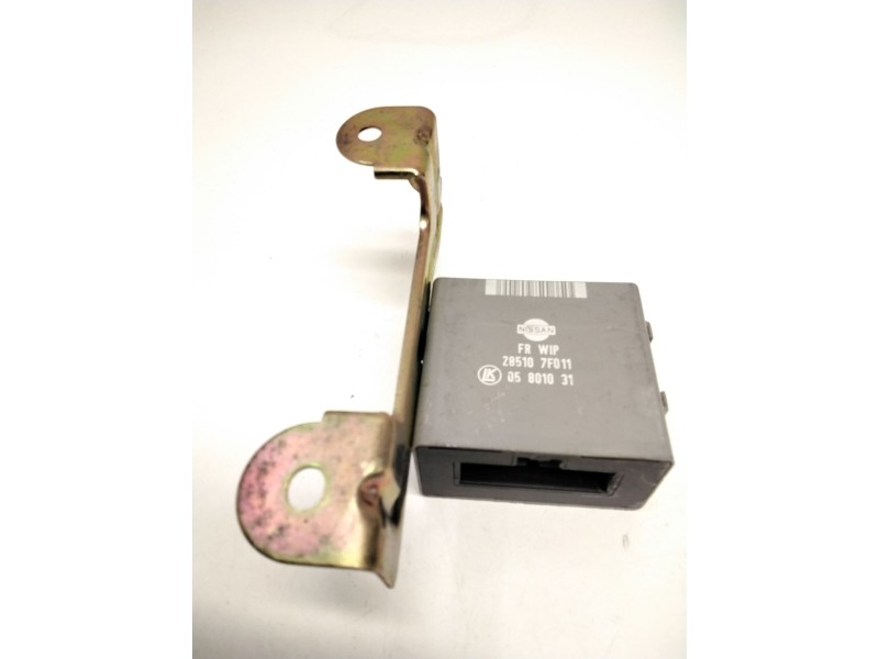 Recambio de unidad de control para nissan terrano ii (r20) 2.7 td 4wd referencia OEM IAM 285107F011 05801031 LK
