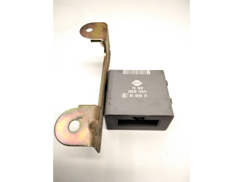 Recambio de unidad de control para nissan terrano ii (r20) 2.7 td 4wd referencia OEM IAM 285107F011 05801031 LK
