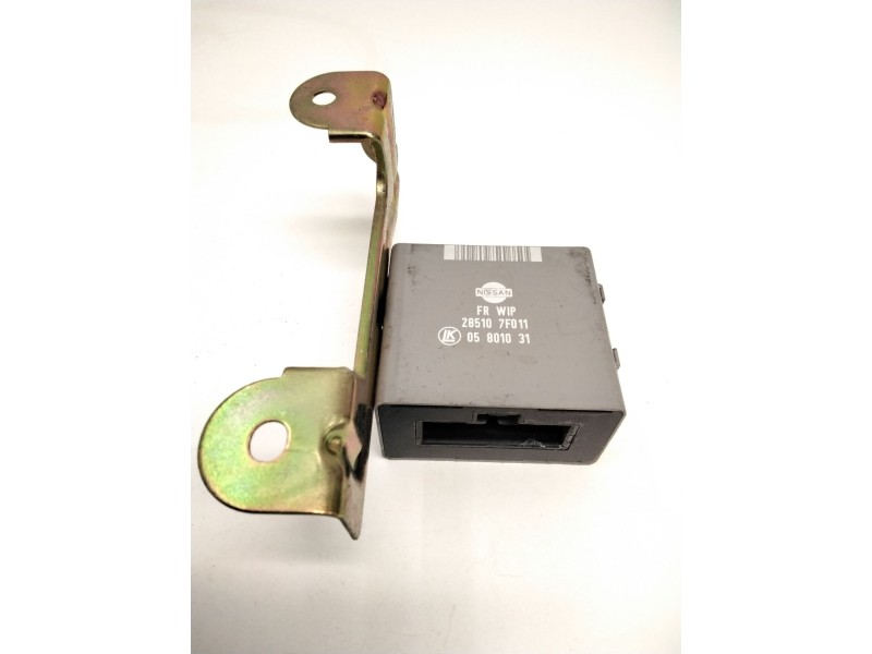 Recambio de unidad de control para nissan terrano ii (r20) 2.7 td 4wd referencia OEM IAM 285107F011 05801031 LK