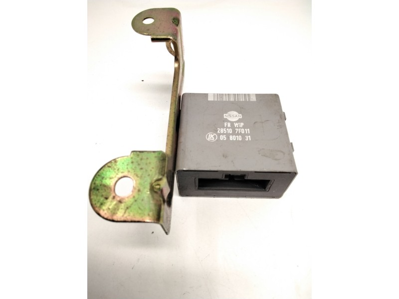 Recambio de unidad de control para nissan terrano ii (r20) 2.7 td 4wd referencia OEM IAM 285107F011 05801031 LK