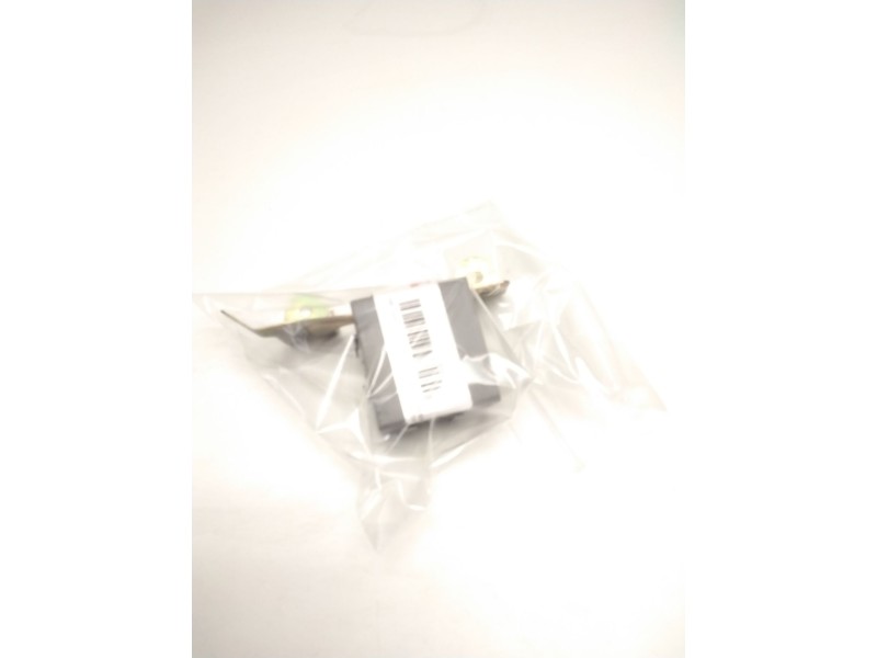 Recambio de unidad de control para nissan terrano ii (r20) 2.7 td 4wd referencia OEM IAM 285107F011 05801031 LK