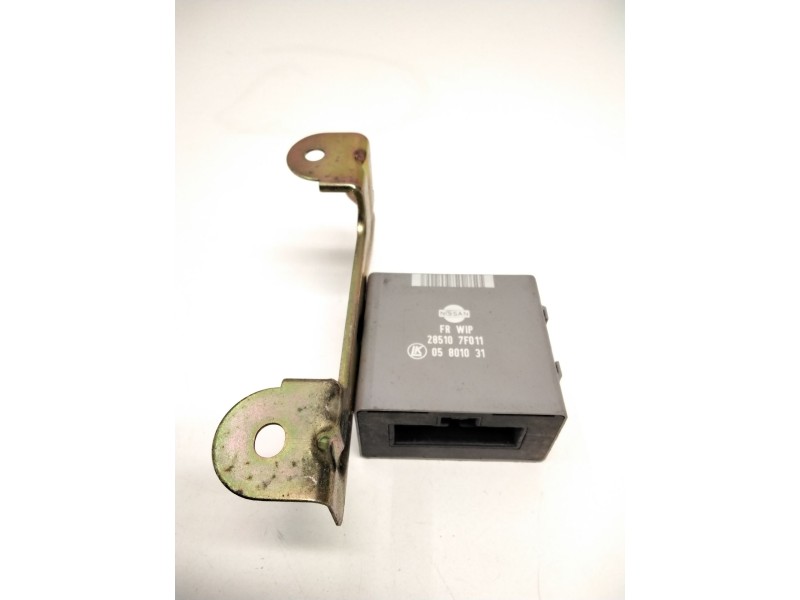 Recambio de unidad de control para nissan terrano ii (r20) 2.7 td 4wd referencia OEM IAM 285107F011 05801031 LK