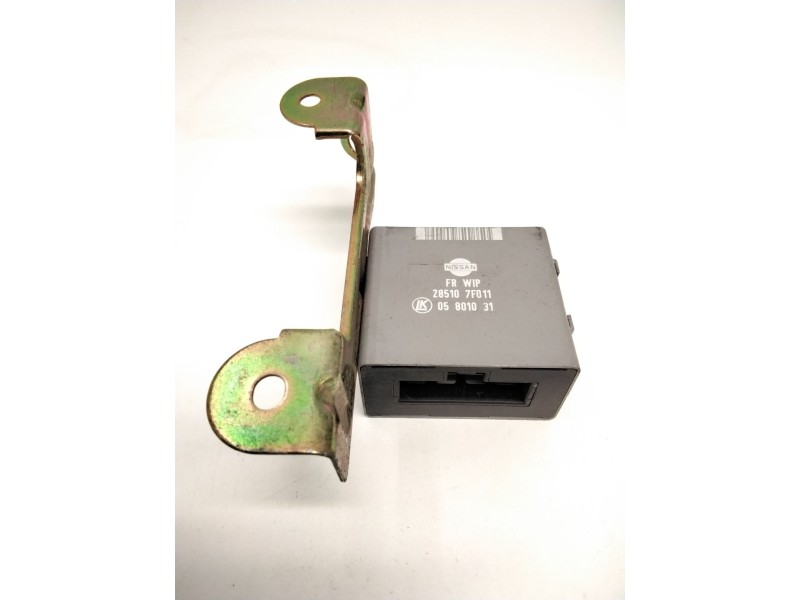 Recambio de unidad de control para nissan terrano ii (r20) 2.7 td 4wd referencia OEM IAM 285107F011 05801031 LK