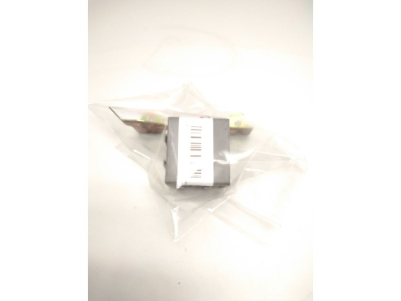 Recambio de unidad de control para nissan terrano ii (r20) 2.7 td 4wd referencia OEM IAM 285107F011 05801031 LK