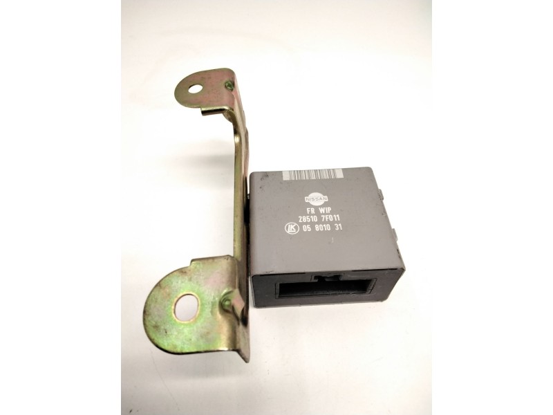 Recambio de unidad de control para nissan terrano ii (r20) 2.7 td 4wd referencia OEM IAM 285107F011 05801031 LK