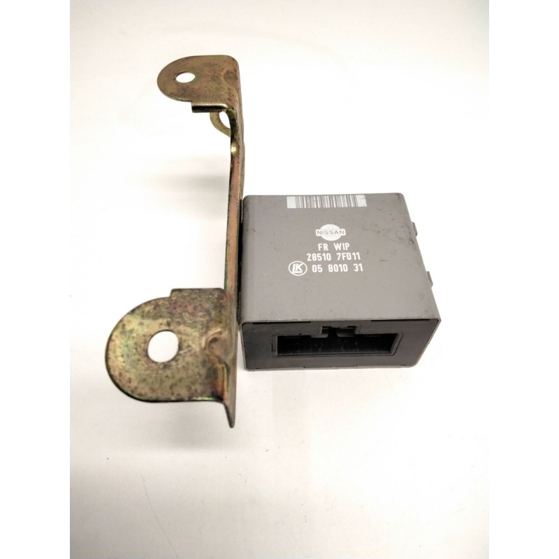 Recambio de unidad de control para nissan terrano ii (r20) 2.7 td 4wd referencia OEM IAM 285107F011 05801031 LK