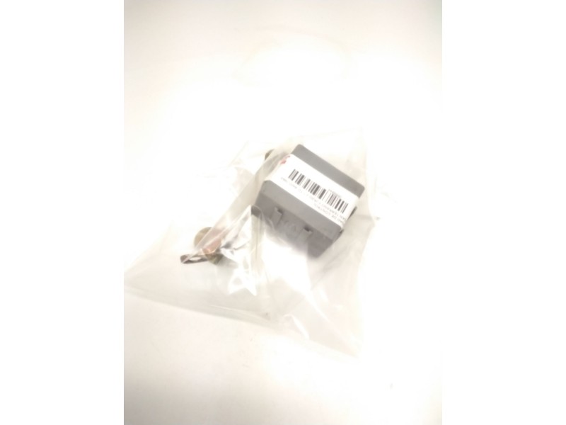 Recambio de unidad de control para nissan terrano ii (r20) 2.7 td 4wd referencia OEM IAM 285107F011 05801031 LK