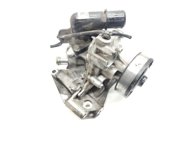 Recambio de bomba agua para mazda 3 (bm, bn) 2.2 d referencia OEM IAM SH0115100  