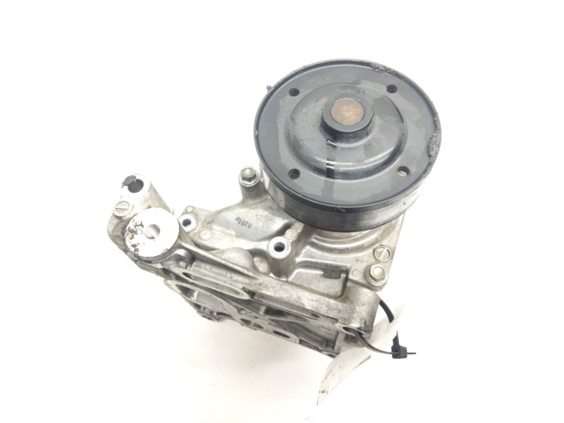 Recambio de bomba agua para mazda 3 (bm, bn) 2.2 d referencia OEM IAM SH0115100  