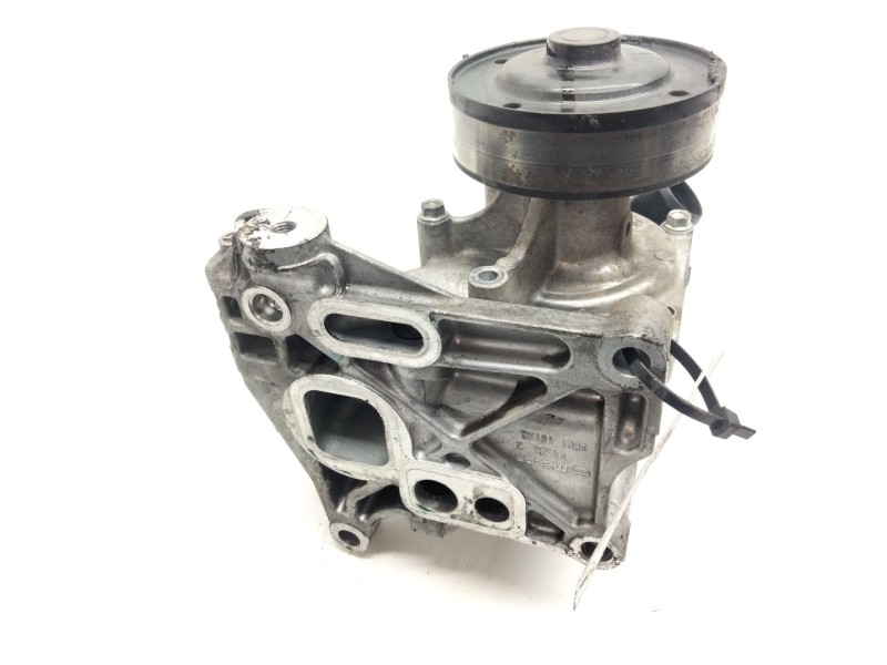 Recambio de bomba agua para mazda 3 (bm, bn) 2.2 d referencia OEM IAM SH0115100  