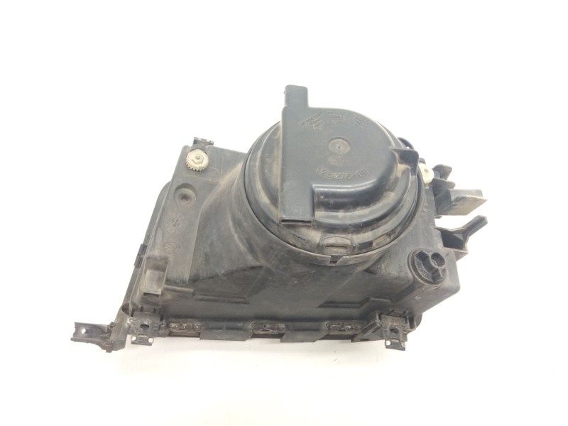 Recambio de faro derecho para audi 100 berlina (c4) 2.5 tdi referencia OEM IAM   