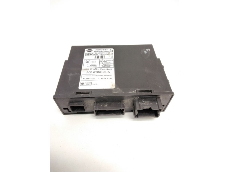 Recambio de modulo electronico para nissan terrano ii (r20) 2.7 td 4wd referencia OEM IAM 285969F97 5WK46010C SIEMENS