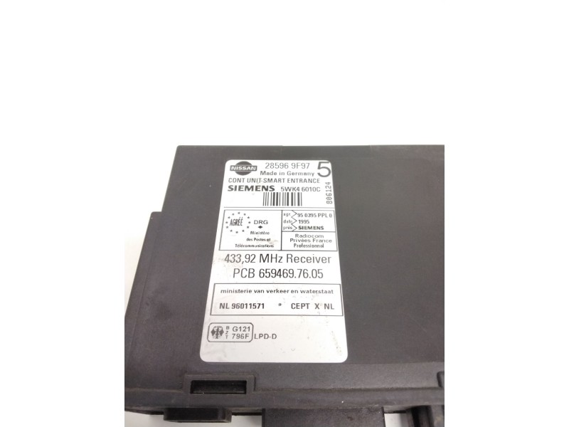 Recambio de modulo electronico para nissan terrano ii (r20) 2.7 td 4wd referencia OEM IAM 285969F97 5WK46010C SIEMENS