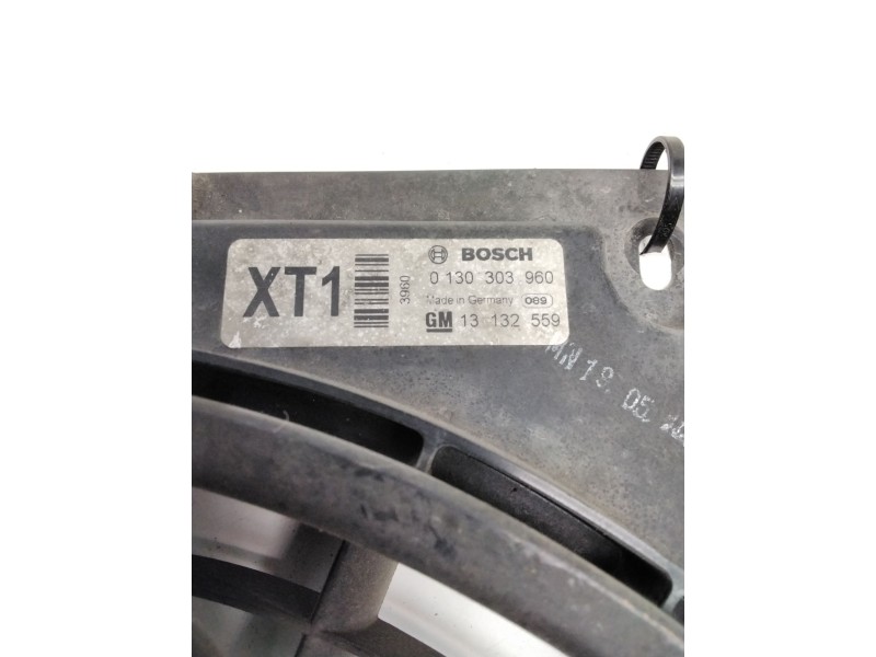 Recambio de electroventilador para opel zafira b family referencia OEM IAM 0130303960 BOSCH 13132559