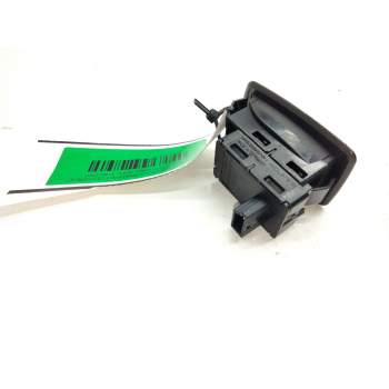 Recambio de mando elevalunas trasero izquierdo para bmw serie 3 touring (e91) 318d referencia OEM IAM 6945874  