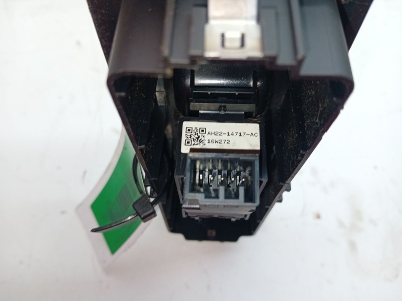 Recambio de mando elevalunas trasero derecho para land rover discovery 5 referencia OEM IAM AH2214717AC  