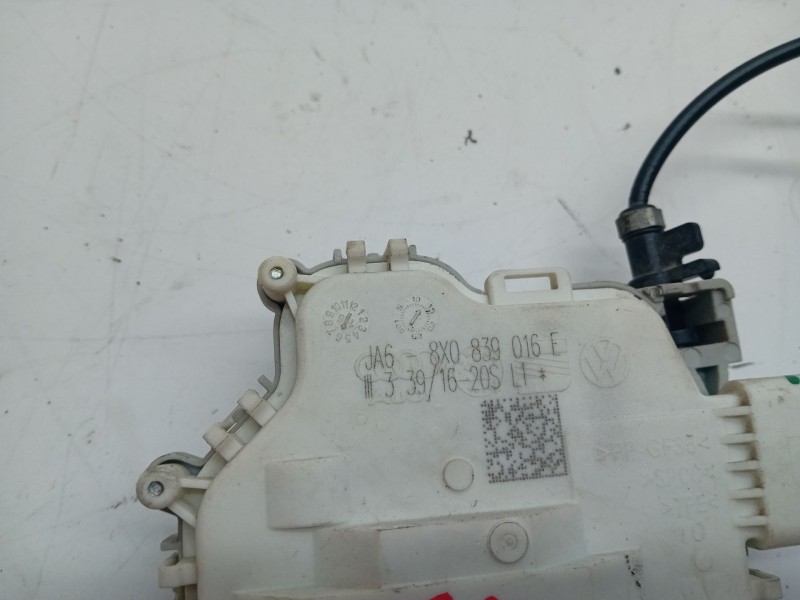 Recambio de cerradura puerta trasera derecha para audi a1 (8xk) 1.0 tfsi referencia OEM IAM 8X0839016E  
