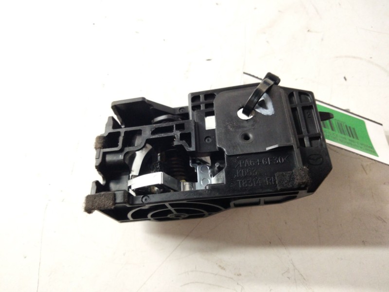 Recambio de maneta interior delantera derecha para mazda 3 (bm, bn) 2.2 d referencia OEM IAM T8314RH  