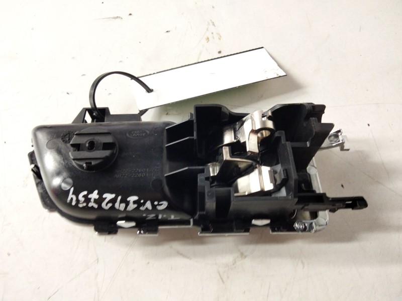 Recambio de maneta interior trasera izquierda para land rover discovery 5 referencia OEM IAM   