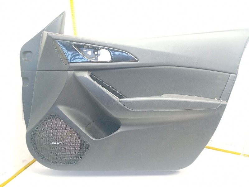 Recambio de guarnecido puerta delantera derecha para mazda 3 (bm, bn) 2.2 d referencia OEM IAM BHN94281L  