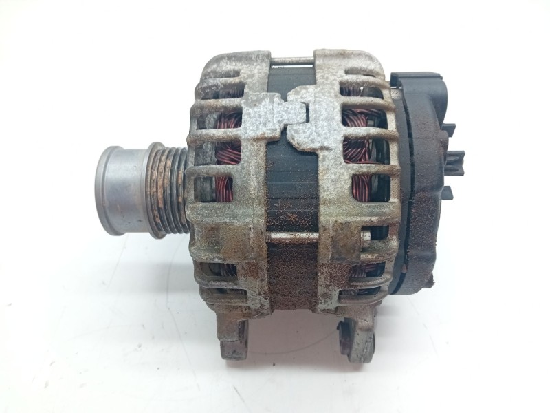 Recambio de alternador para audi a1 (8xk) 1.0 tfsi referencia OEM IAM 04C903023T  