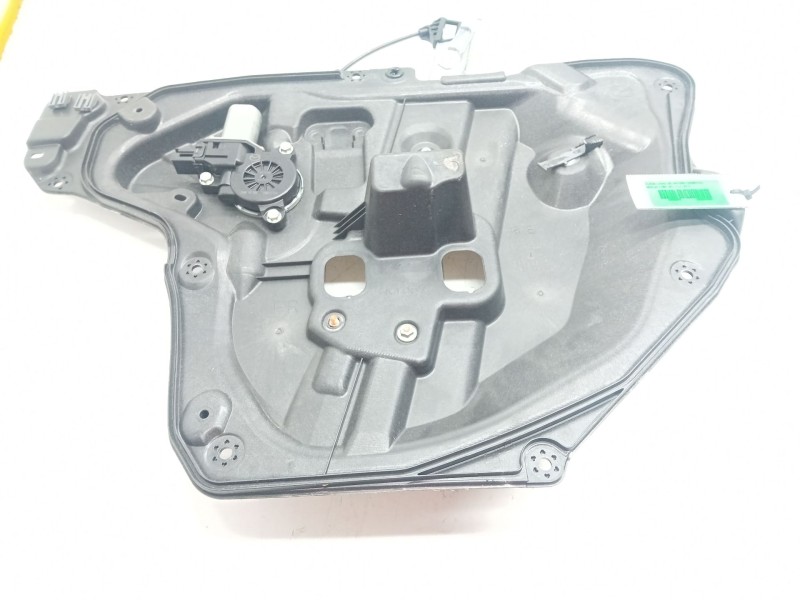 Recambio de elevalunas delantero derecho para mazda 3 (bm, bn) 2.2 d referencia OEM IAM BHN95897X  