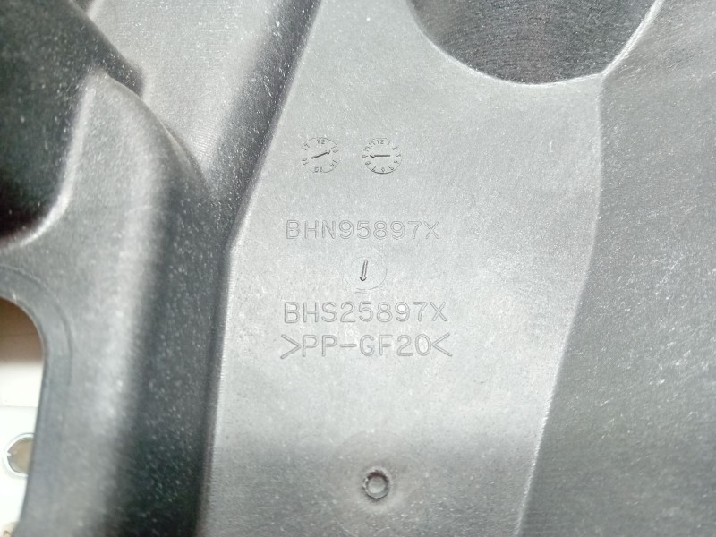 Recambio de elevalunas delantero derecho para mazda 3 (bm, bn) 2.2 d referencia OEM IAM BHN95897X  