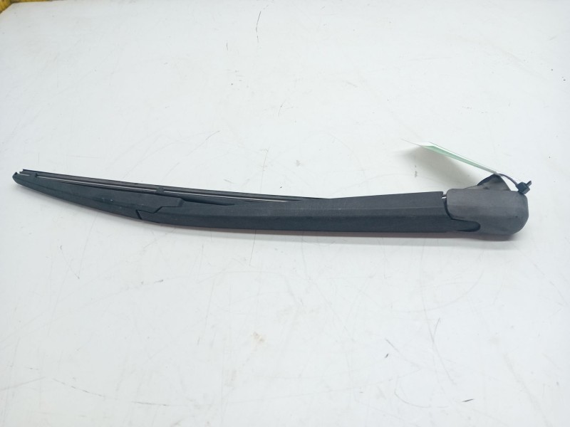Recambio de brazo limpia trasero para mazda 3 (bm, bn) 2.2 d referencia OEM IAM   
