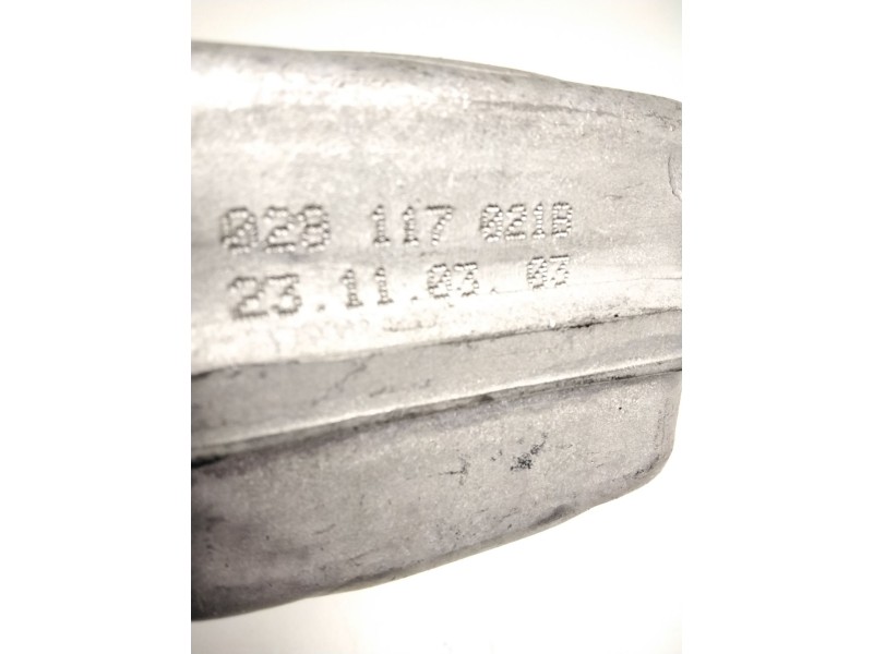 Recambio de enfriador aceite motor para volkswagen transporter t5 autobús (7hb, 7hj, 7eb, 7ej) 1.9 tdi referencia OEM IAM 028117