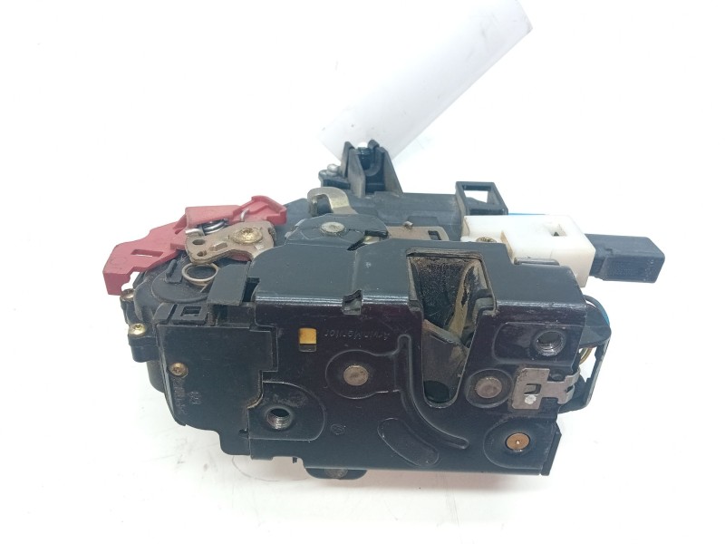 Recambio de cerradura puerta delantera izquierda para volkswagen touareg (7la) tdi v10 referencia OEM IAM 3D1837015A  
