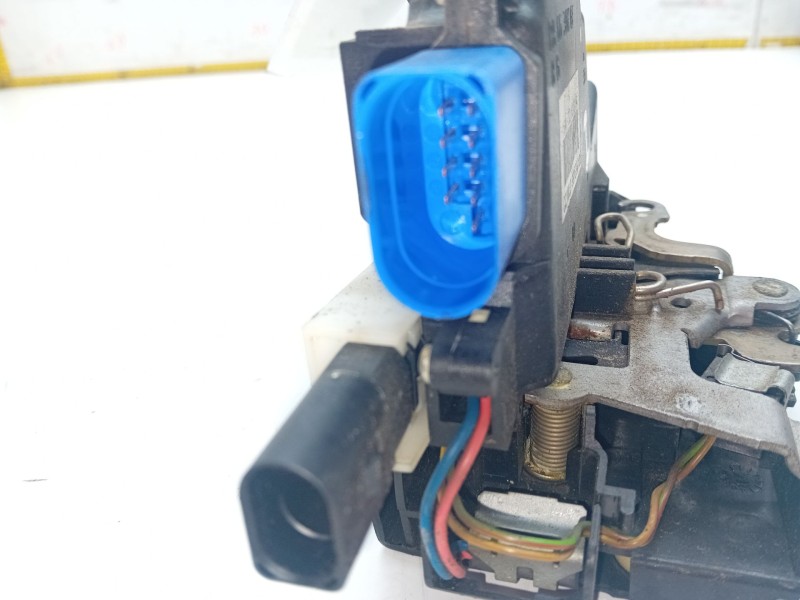 Recambio de cerradura puerta delantera izquierda para volkswagen touareg (7la) tdi v10 referencia OEM IAM 3D1837015A  