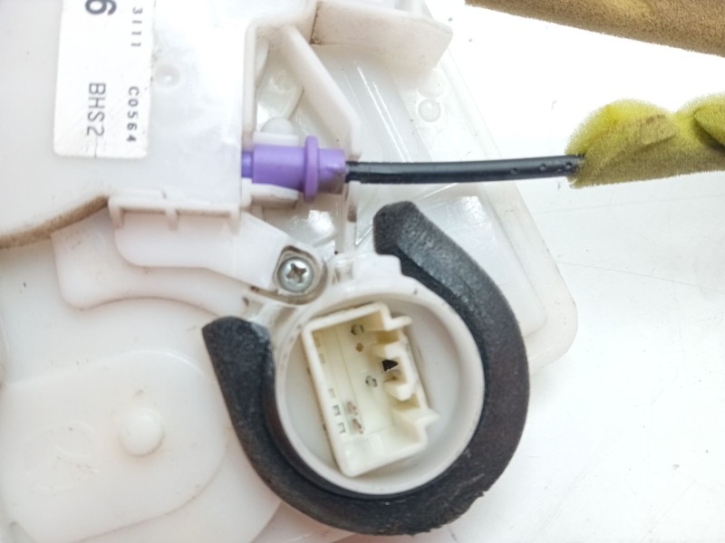 Recambio de cerradura puerta delantera derecha para mazda 3 (bm, bn) 2.2 d referencia OEM IAM   