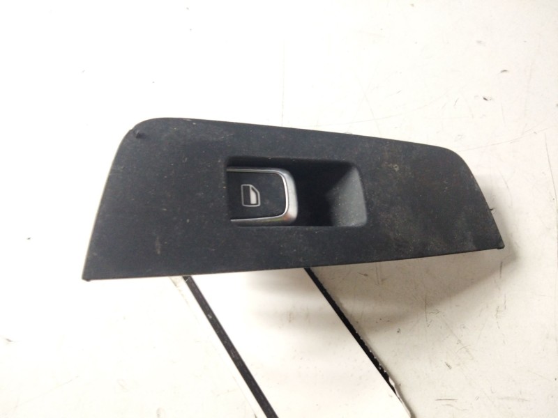 Recambio de mando elevalunas trasero derecho para audi a1 (8xk) 1.0 tfsi referencia OEM IAM 8X4959528  