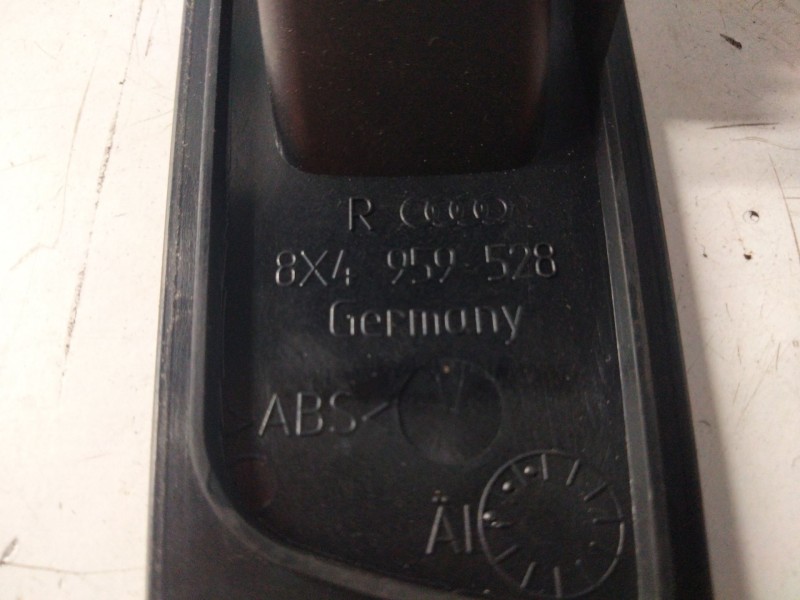 Recambio de mando elevalunas trasero derecho para audi a1 (8xk) 1.0 tfsi referencia OEM IAM 8X4959528  