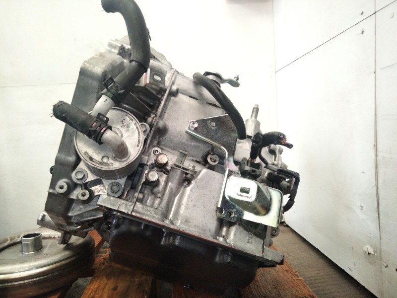 Recambio de caja cambios para mazda 3 (bm, bn) 2.2 d referencia OEM IAM D8RF6  